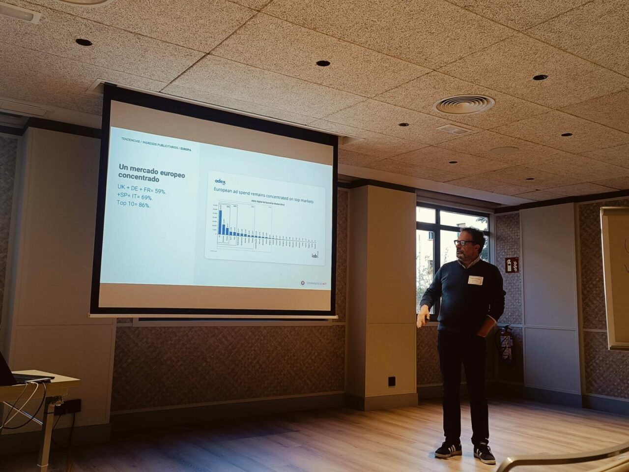 First Party Tour – Retour sur une troisième édition européenne ! 21 Fpt Spain Andrea Presenting Market Research